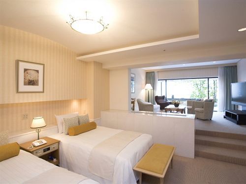 Hotel Leopalace נגויה מראה חיצוני תמונה